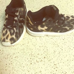Childrens adidas size 9, cheetah print